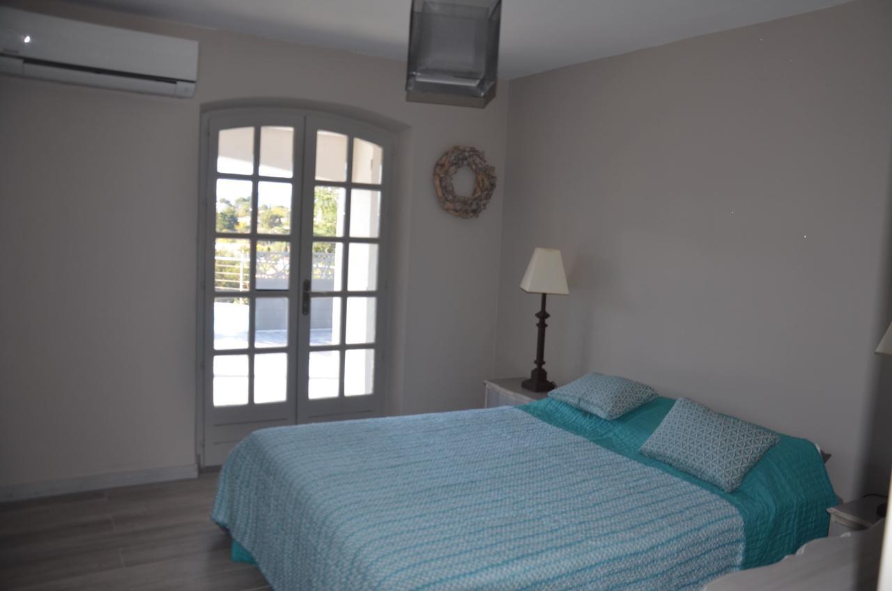 Belle Maison Avec Piscine Dans Les Hauteurs A Saint Raphael Екстер'єр фото